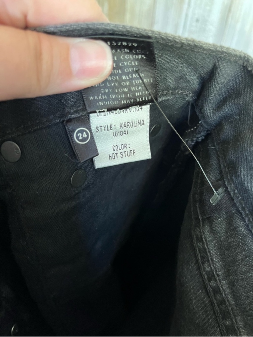 GRLFRND Karolina High Rise Straight Jeans Hot Stuff Black Wash Raw Hem 24 - Picture 7 of 7